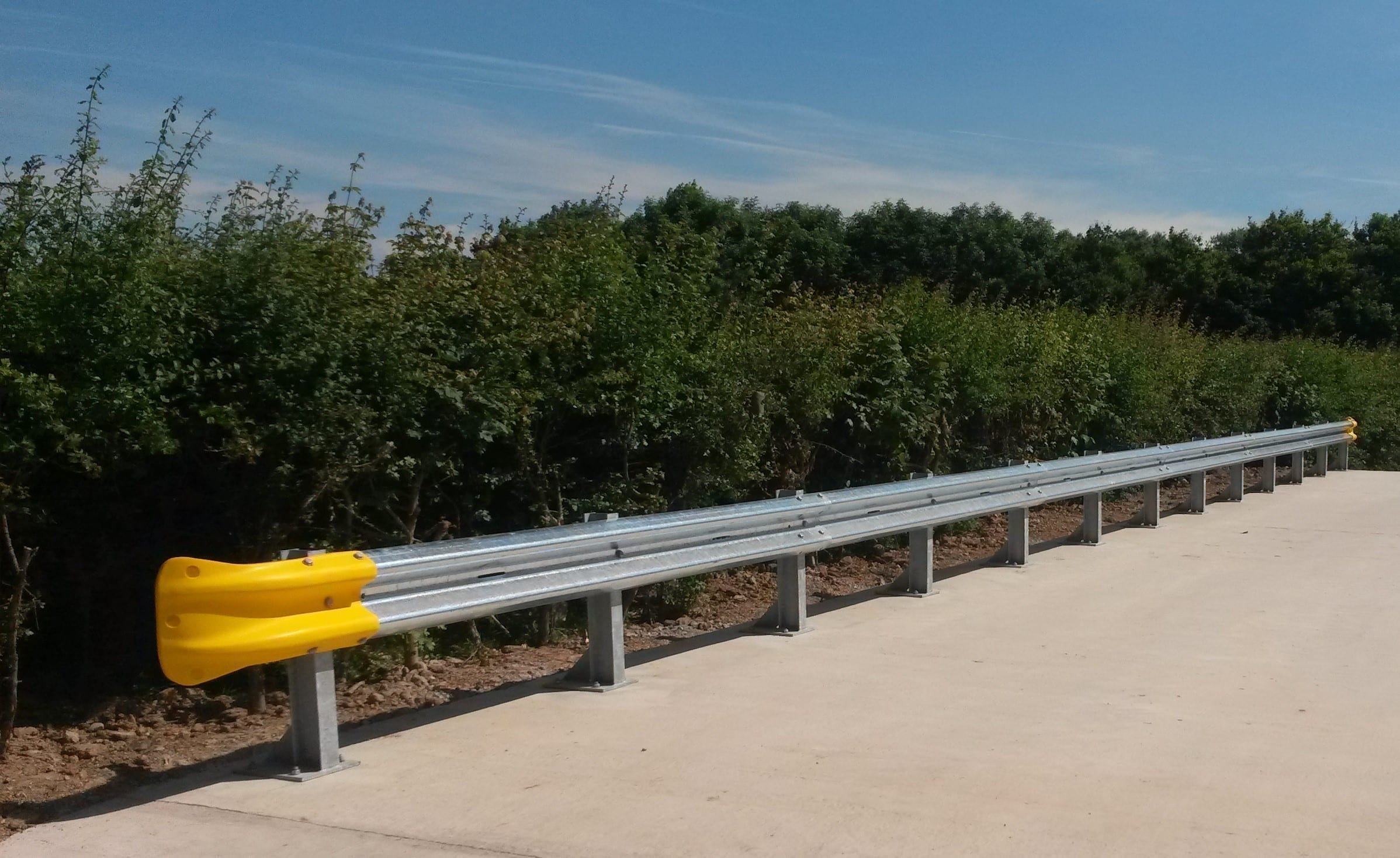 brandsafe-armco-760-schutzplanke-rammschutz-760-mm-verzinkt image 1