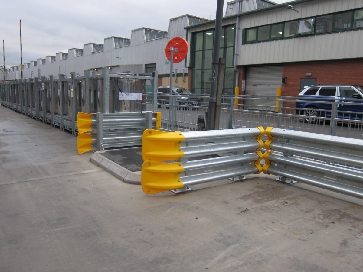brandsafe-safety-barriers-armco-1100d-schutzplanke-stahl image 6