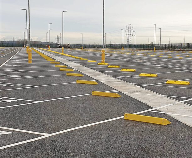 brandsafe-commercial-wheel-stops-radstopper-130-mm-lkw image 1