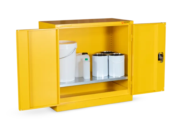 armorgard-safestor-hfc3-gefahrstoffschrank-feuerfest-30-min image 1