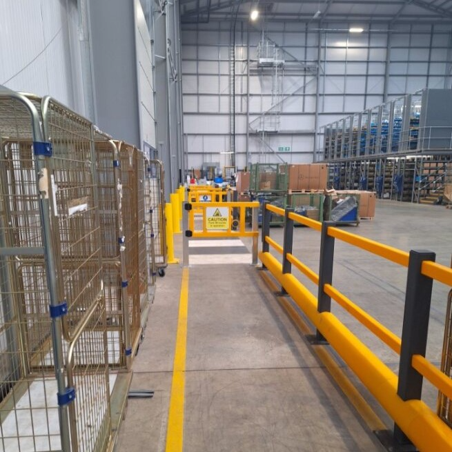 brandsafe-safety-barriers-personentor-lldpe-selbstschlie-end image 5