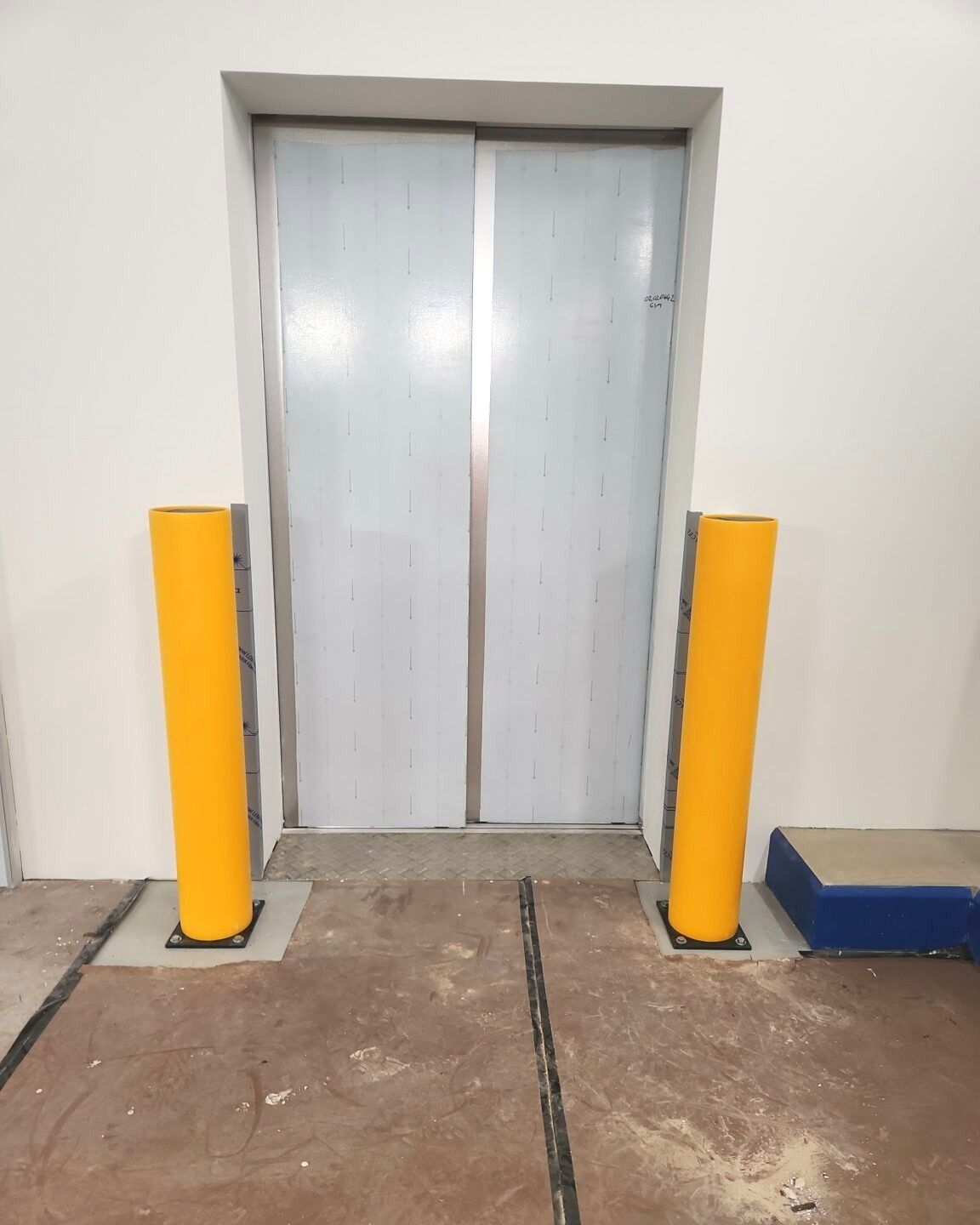 brandsafe-safety-bollards-protection-bollard-poller-hdpe image 6