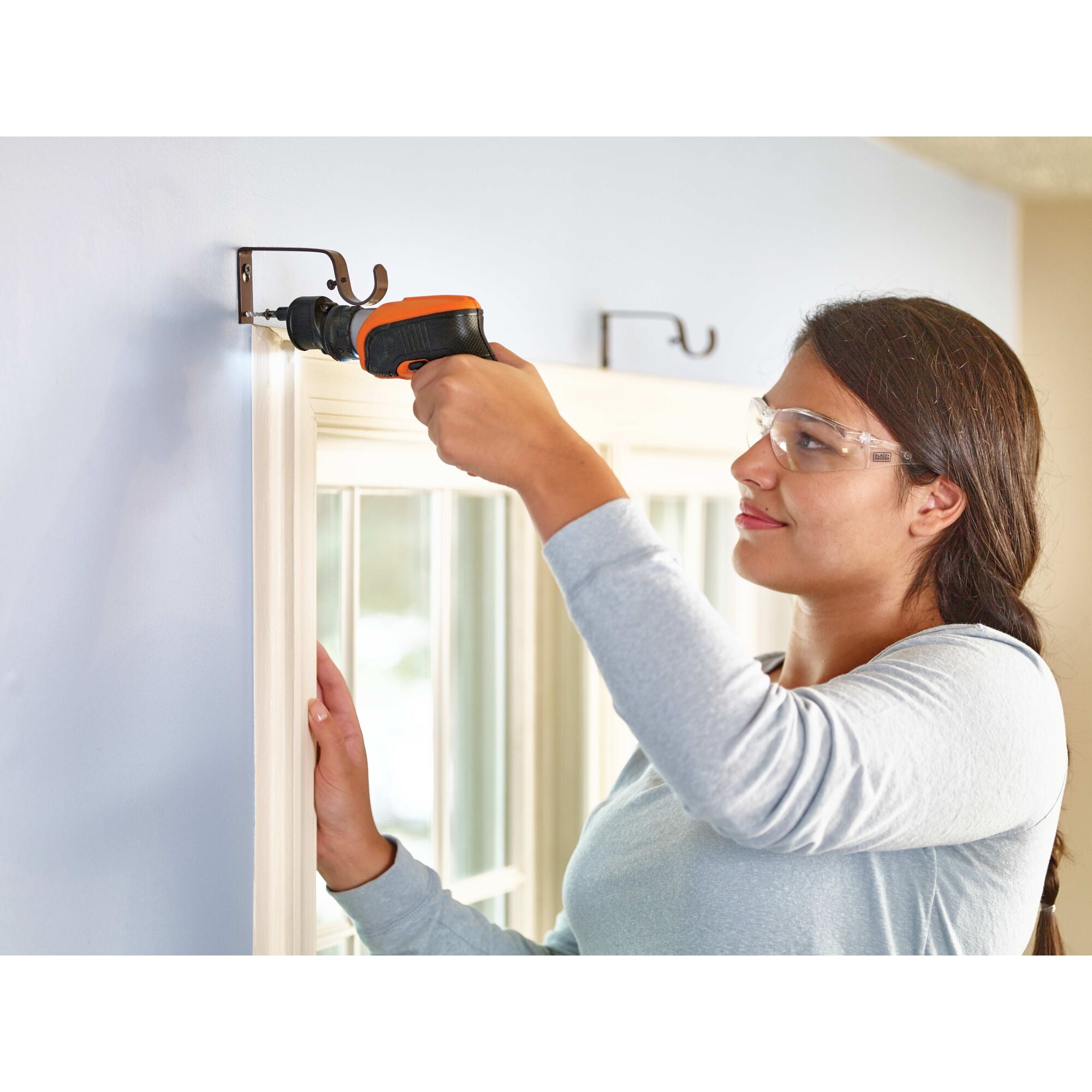 black-decker-4v-max-winkelaufsatz-f-r-akkuschrauber-bdcs20-30-40 image 3