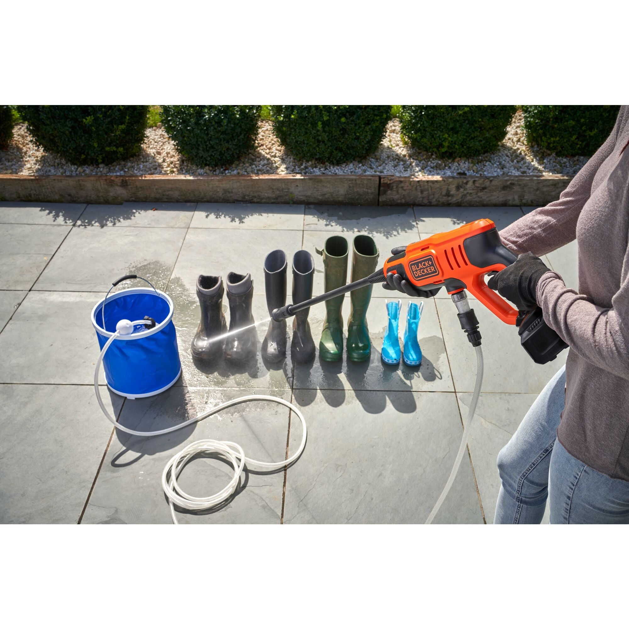 black-decker-20v-power-cleaner-druckreiniger-350psi-set-mit-akku image 2