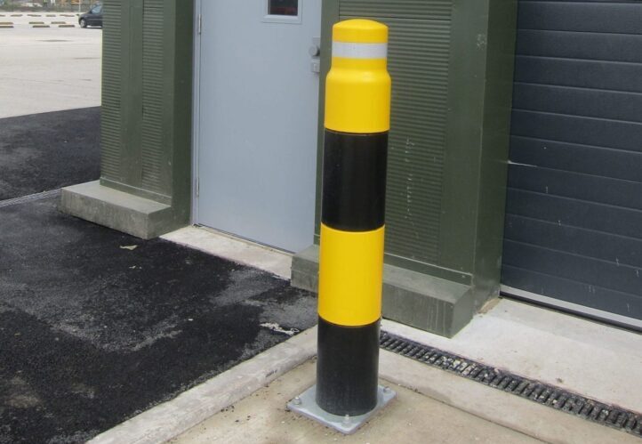 brandsafe-safety-bollards-drop-core-poller-absperrpoller-stahl image 1