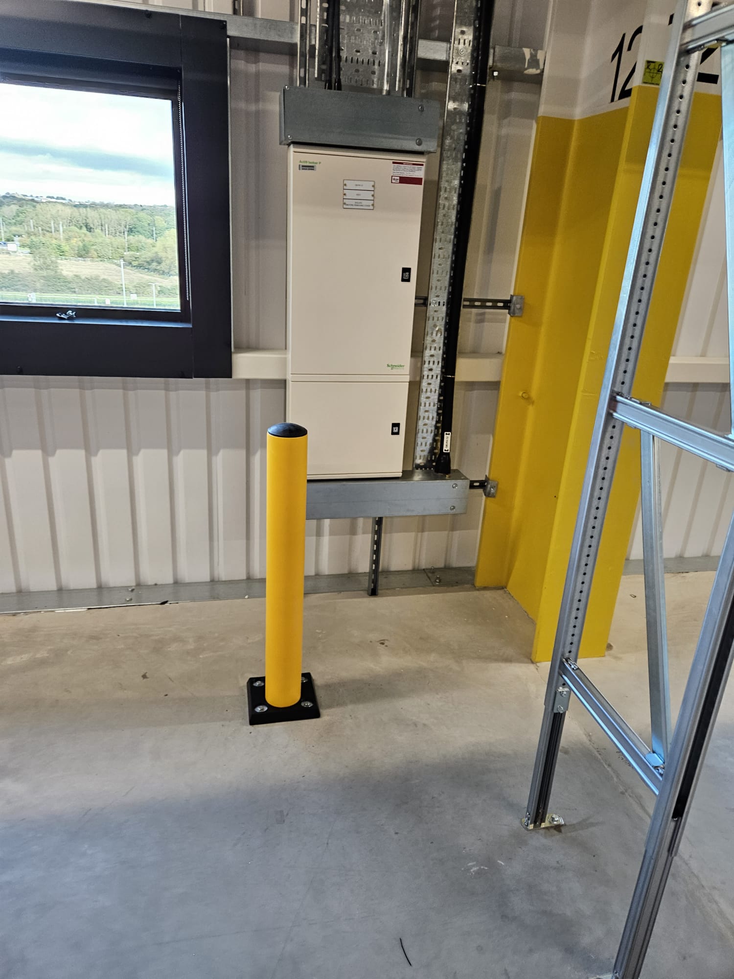 brandsafe-impactsafe-schutzpoller-stahl-gelb-drehbar image 5