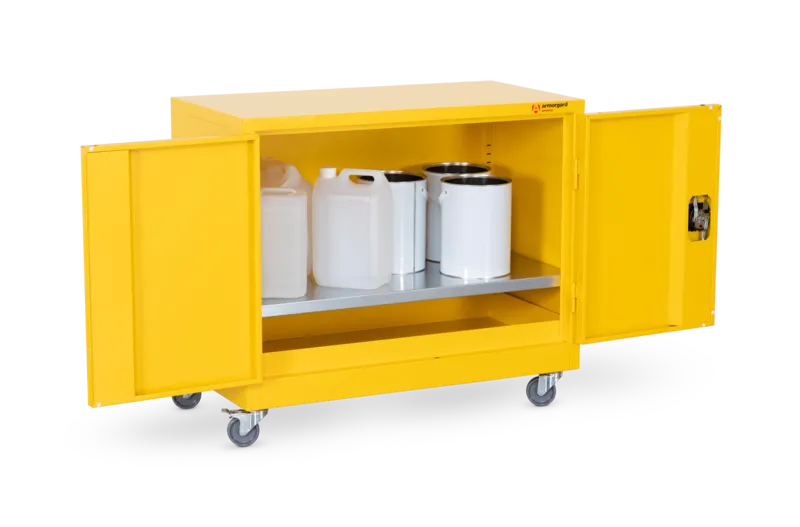 armorgard-safestor-hmc1-gefahrstoffschrank-mobil-mit-rollen image 1