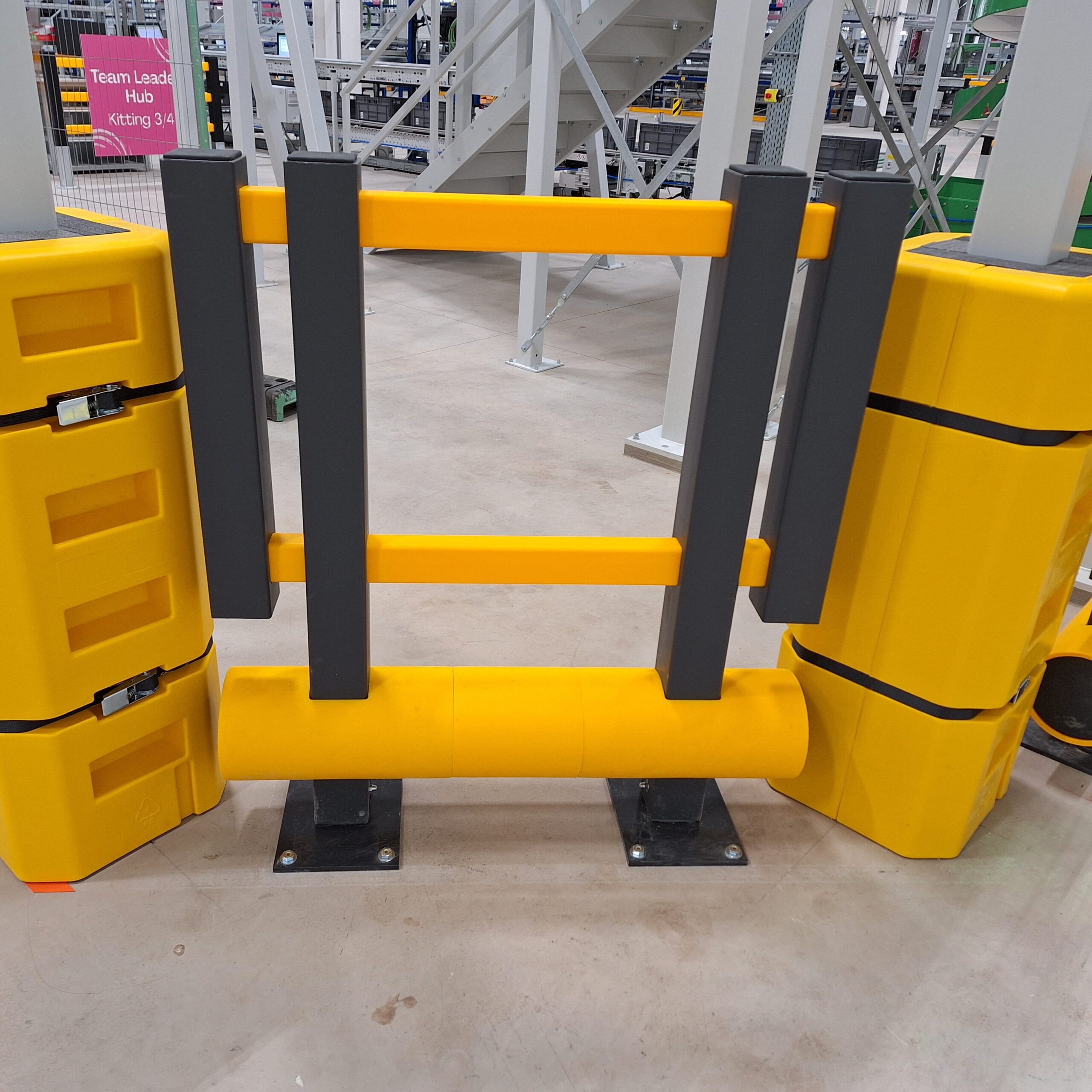 brandsafe-safety-barriers-fu-g-nger-absperrung-hdpe-1170-mm-pas-13 image 4