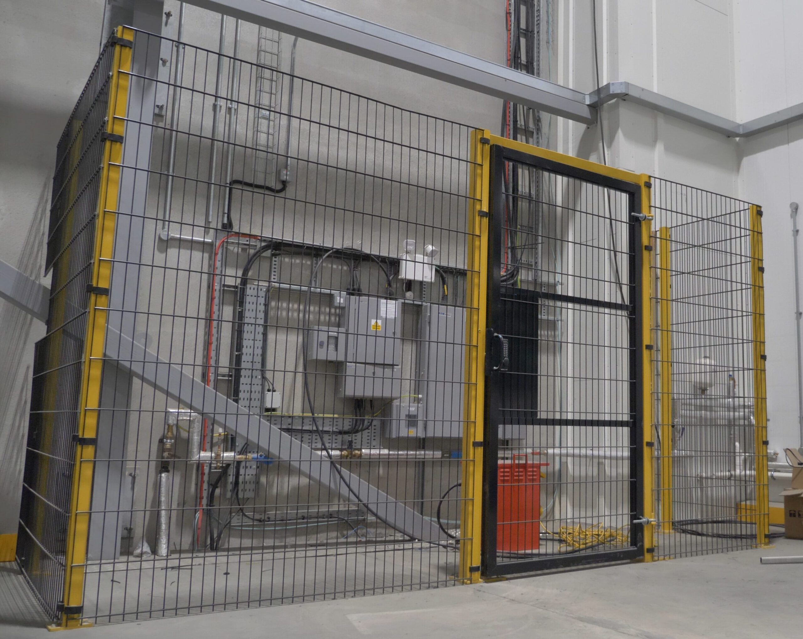 brandsafe-security-caging-fencing-schutzzaun-modular-2050-mm image 2