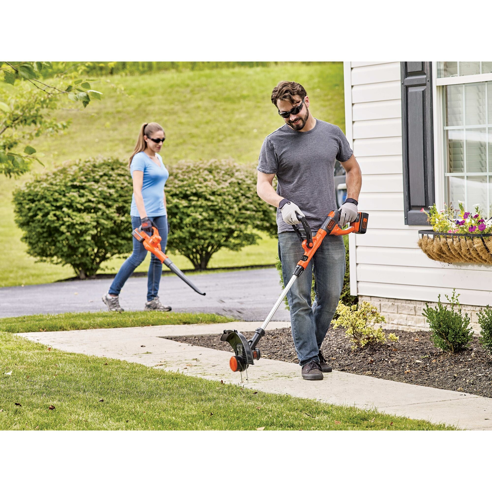 black-decker-outdoor-40v-max-akku-set-trimmer-laubbl-ser-mit-akku image 2