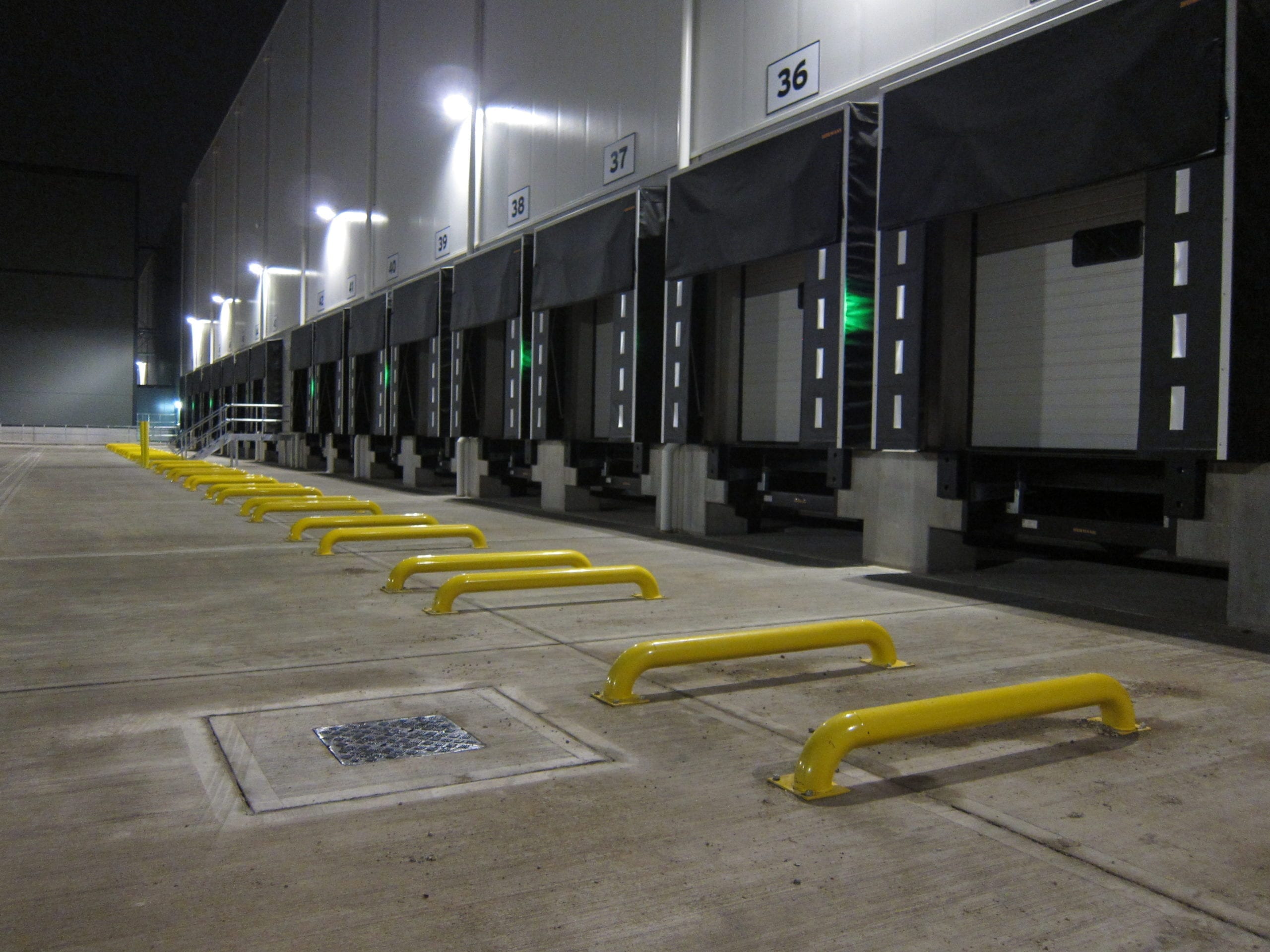brandsafe-traffic-hgv-dock-radf-hrung-spurf-hrung-stahl-gerade image 2
