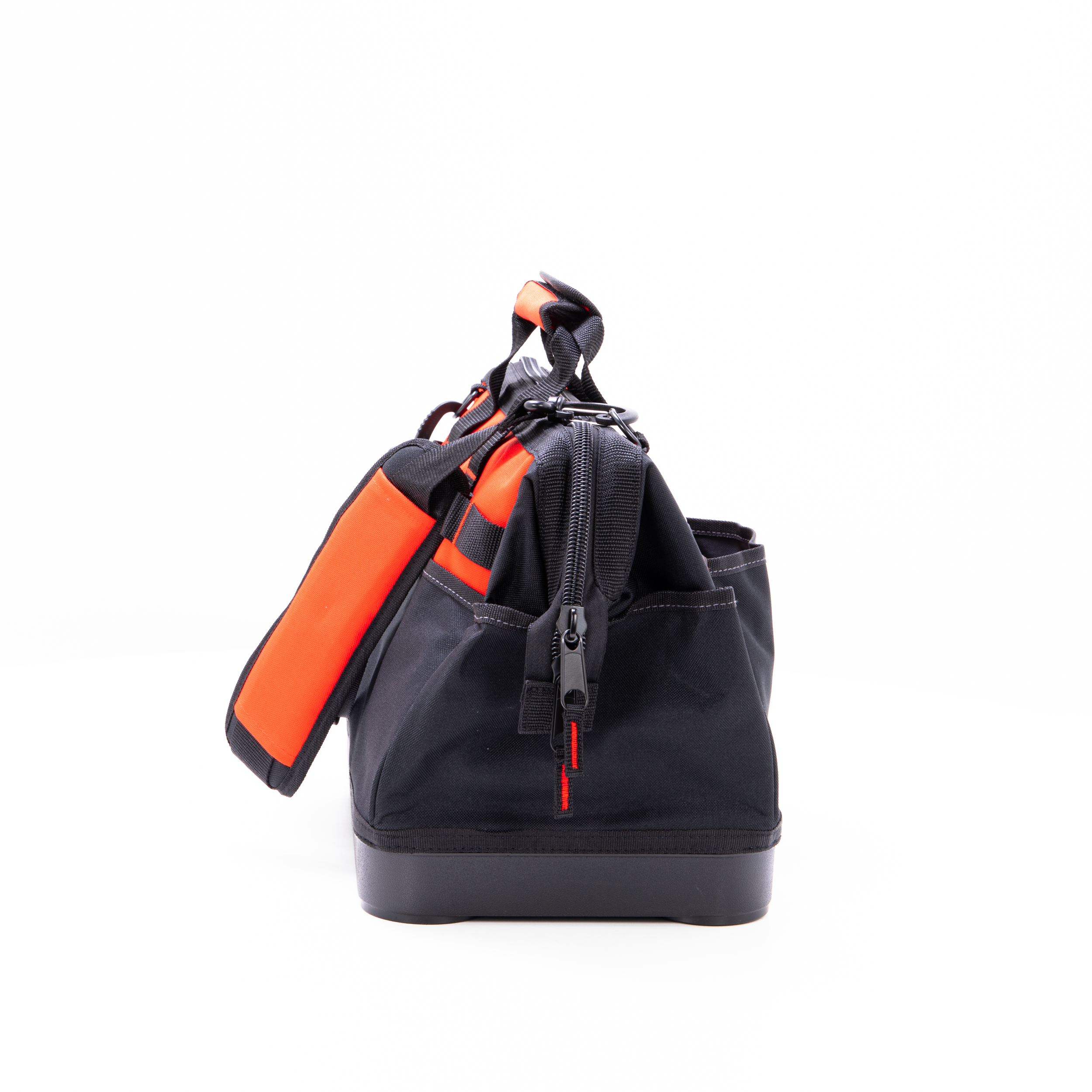 black-decker-storage-werkzeugtasche-16-zoll-40cm-mit-f-chern image 3