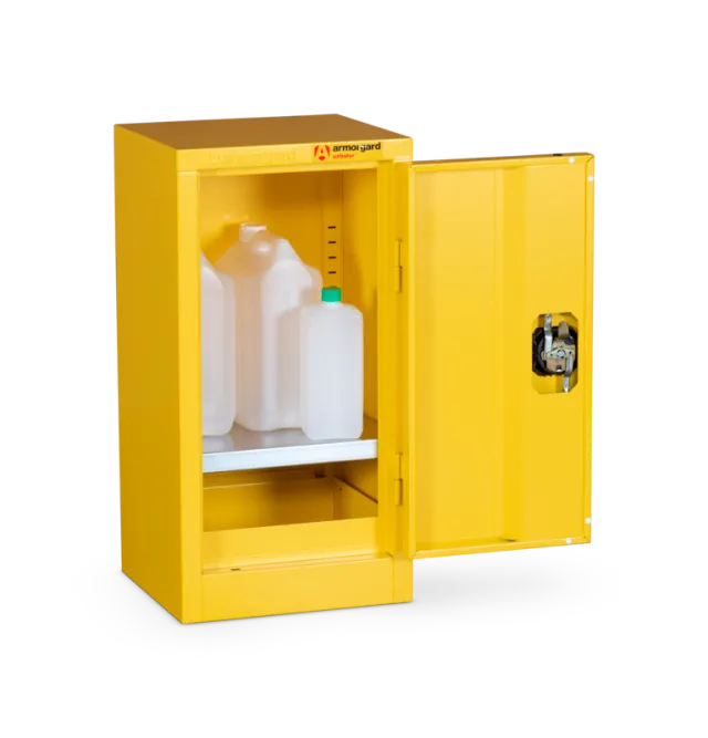 armorgard-safestor-hfc2-gefahrstoffschrank-5l-wanne image 1