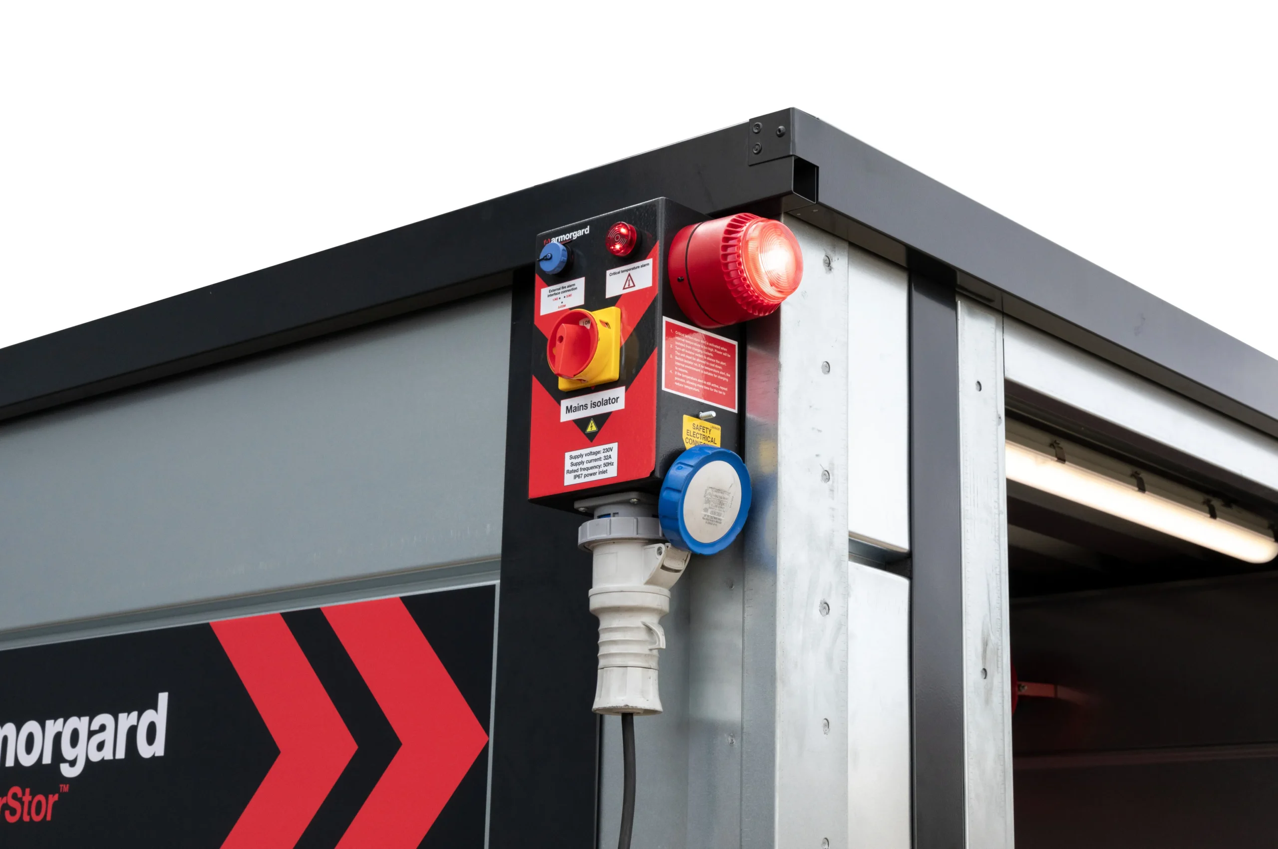 armorgard-powerstor-pwr2-akku-ladeschrank-begehbar-32-steckdosen image 3