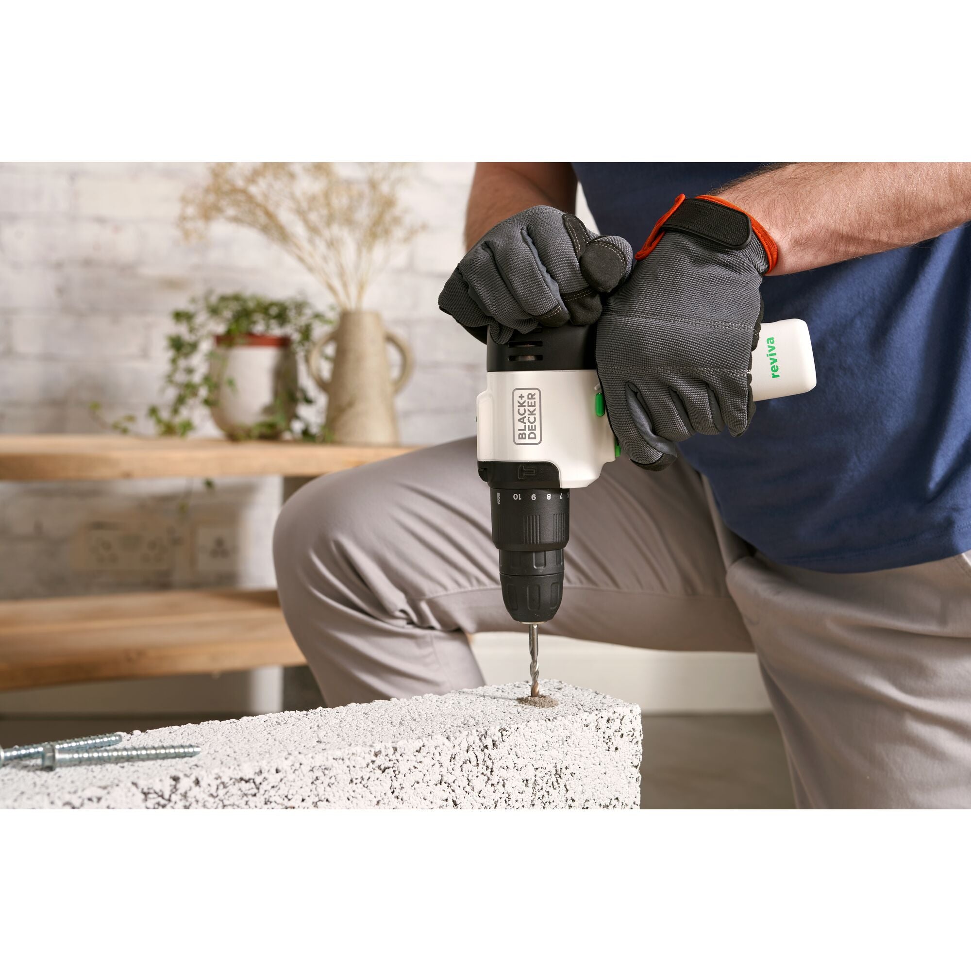 black-decker-reviva-12v-max-akku-bohrhammer-schlagbohrer image 2