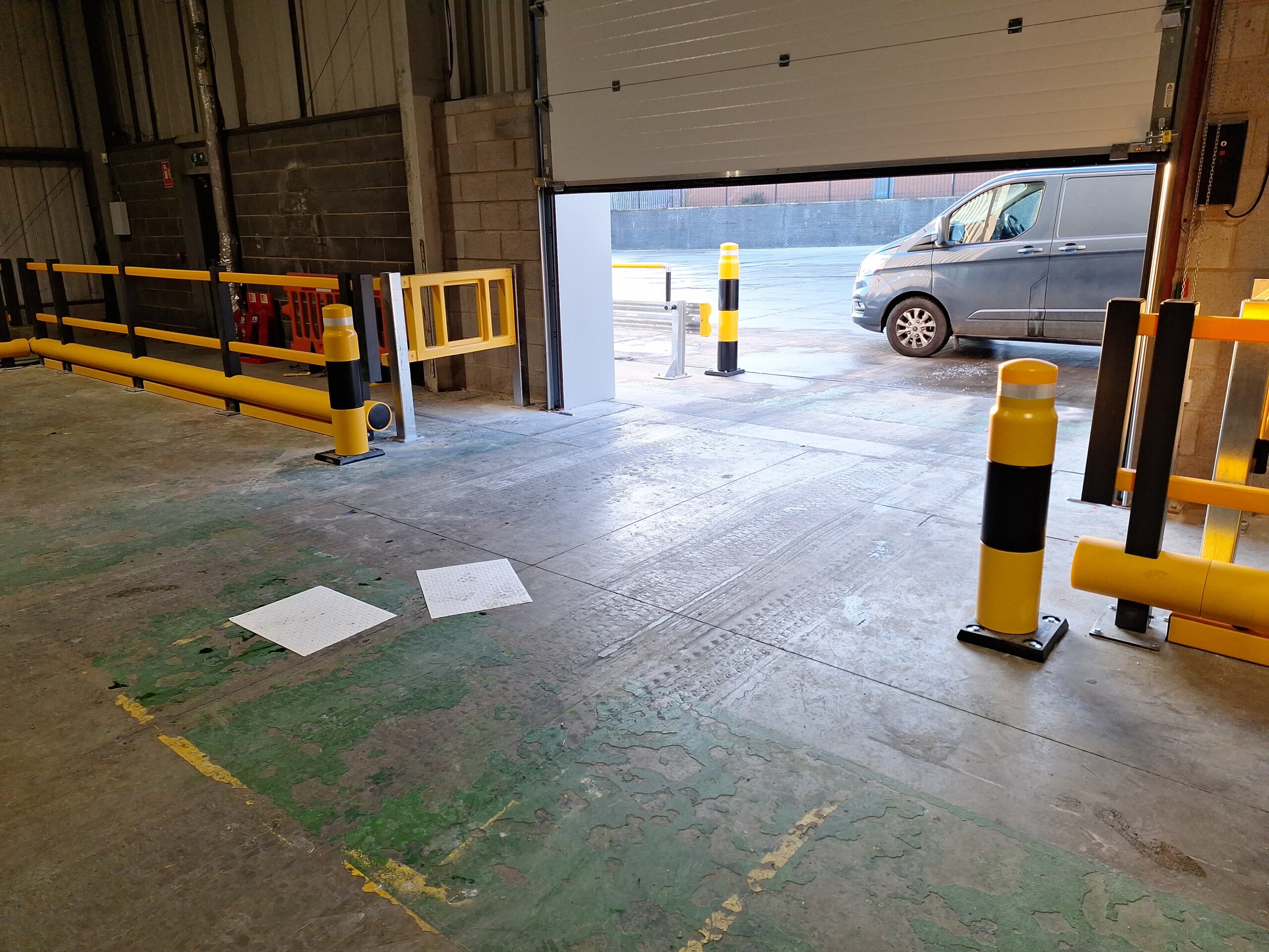 brandsafe-impactsafe-heavy-duty-poller-pas-13-gepr-ft image 4