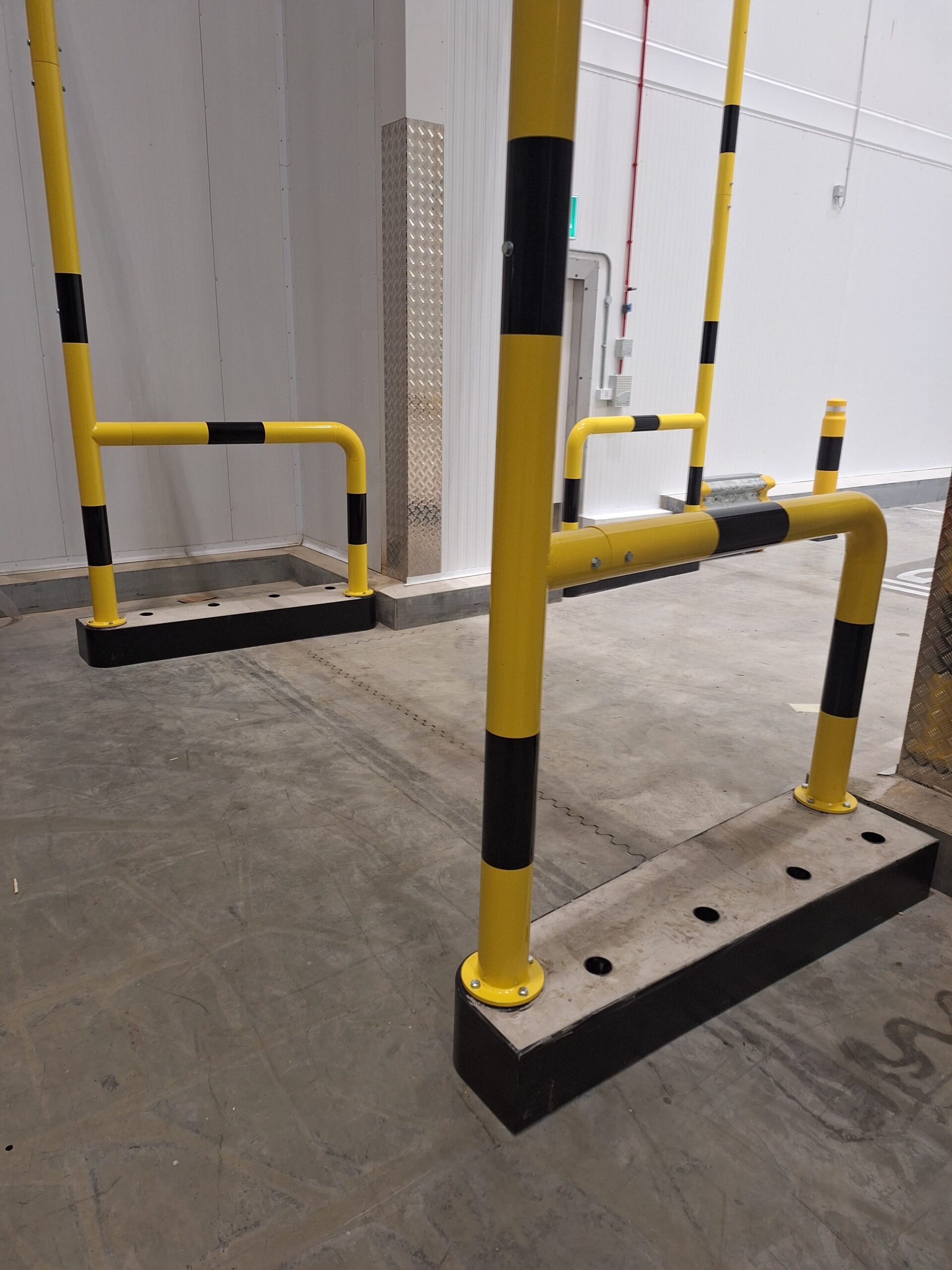 brandsafe-giraffe-goalpost-system-tor-anfahrschutz-stahl image 8