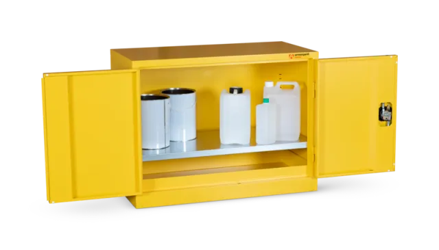 armorgard-safestor-hfc1-gefahrstoffschrank-feuerfest image 1